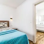 Ria With Heated Pool By Interhome Дом отдыха Трогир